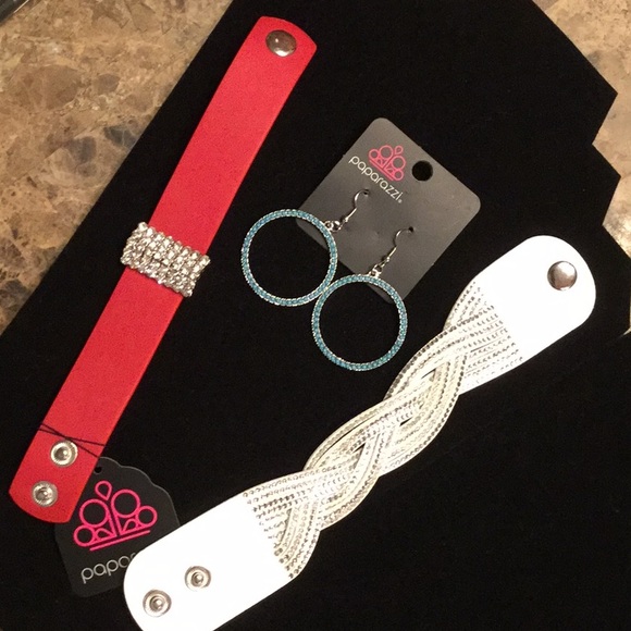 Shine Bright! Earrings & 2 Bracelets. - Picture 4 of 4